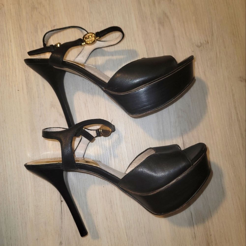 Michael Kor Heels